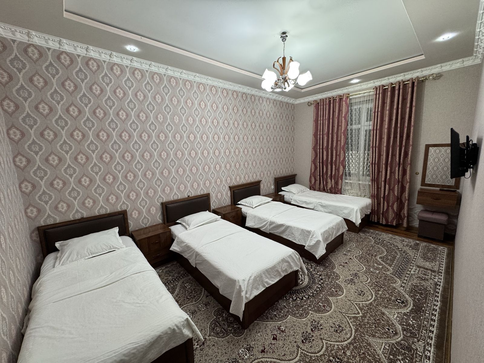Semeyniy Dacha — Чарвак, фото 8 из 12